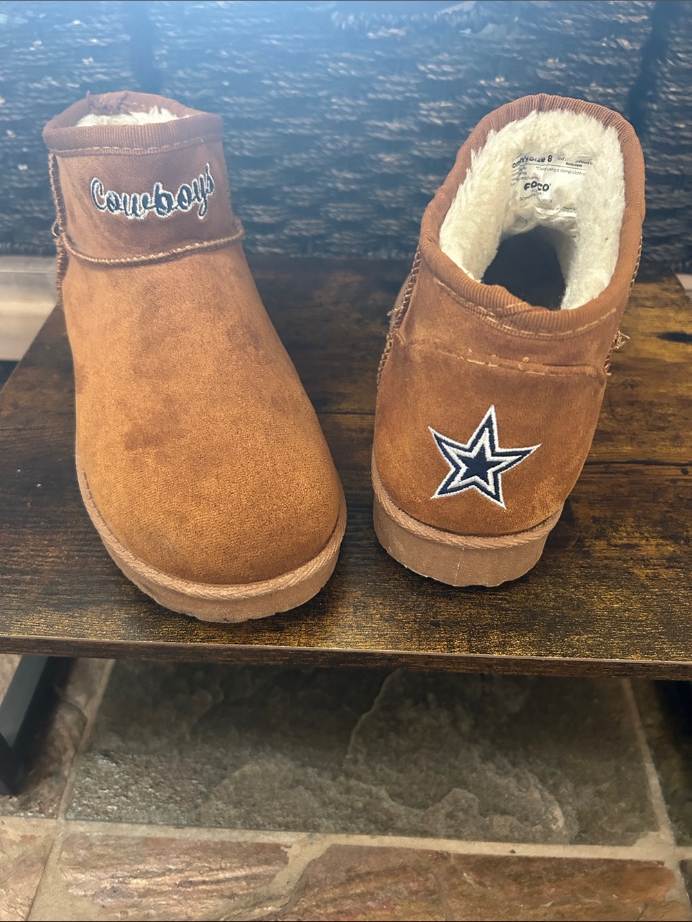 Dallas Cowboys NFL Team Logo Fuzzy Fan Brown Ankle Boots, Women’s 8